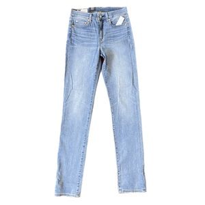 Gap women’s jeans. Classic straight mid rise. Size 27 (4 Tall). New with tags.